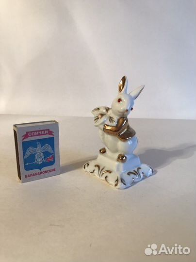 Заяц кролик фарфор Кисловодск статуэтка