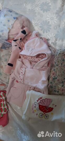 Новорожденной девочке