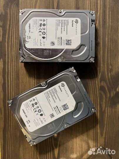 Жесткий диск SeaGate SkyHawk 4TB