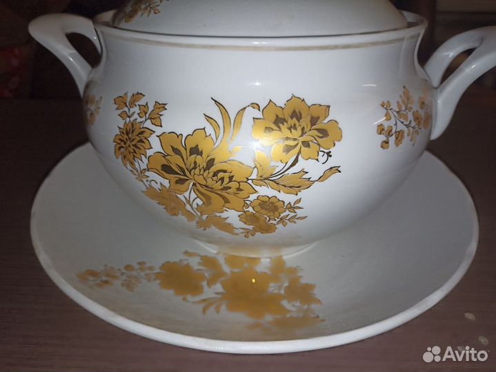 Фарфоровая супница СССР