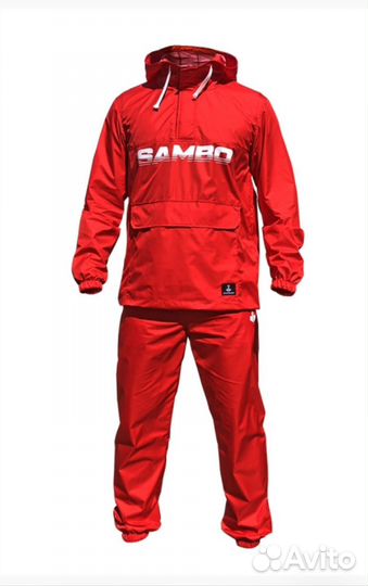 Спортивный костюм