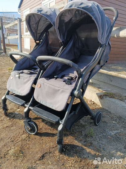 Коляска для двойни