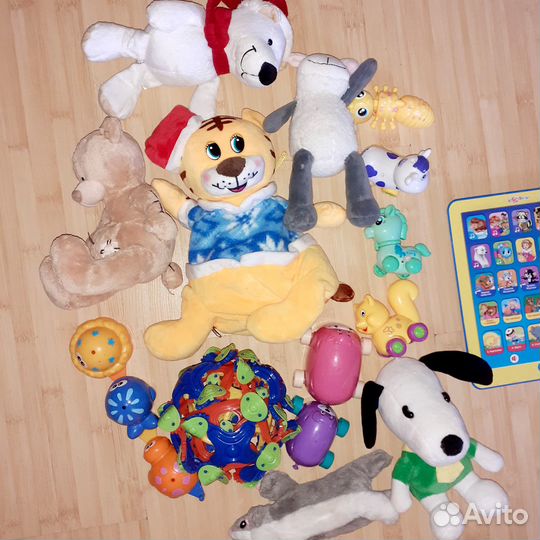 Развивающие игрушки пакетом