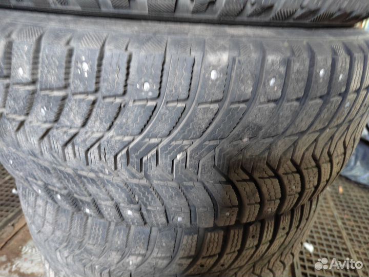 Michelin X-Ice 225/50 R18