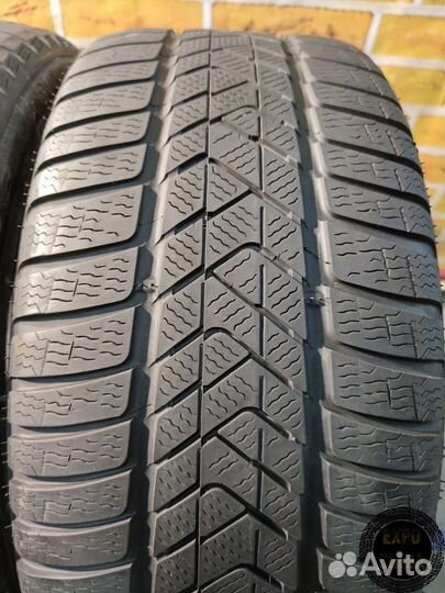 Pirelli Winter Sottozero 3 275/35 R19