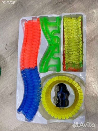 3 коробки Магический трек