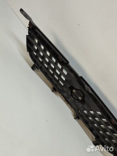 Решетка радиатора передняя Nissan Sunny FB15 1999