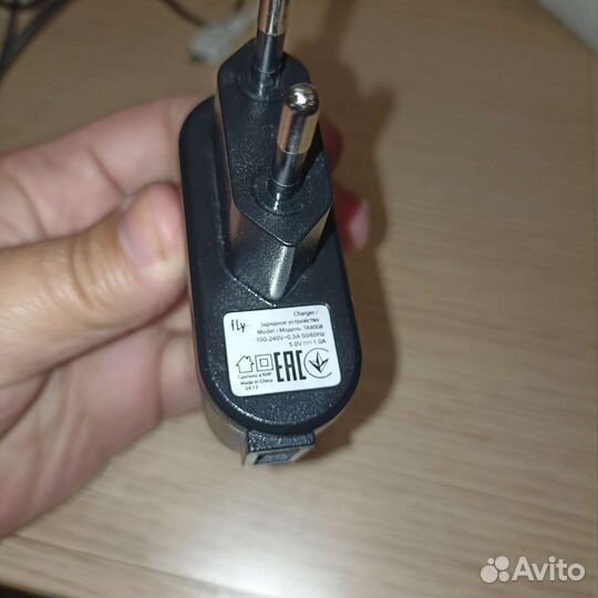 Сетевой адаптер, зарядка