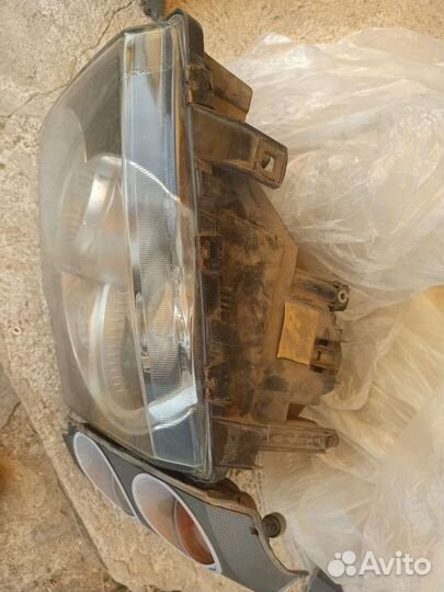 Фары на range rover 2003