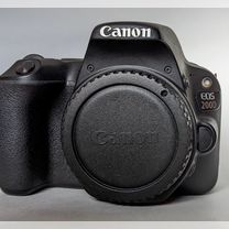 Фотоаппарат зеркальный Canon 200d и объективы