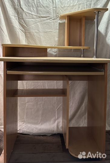 Компьютерный стол