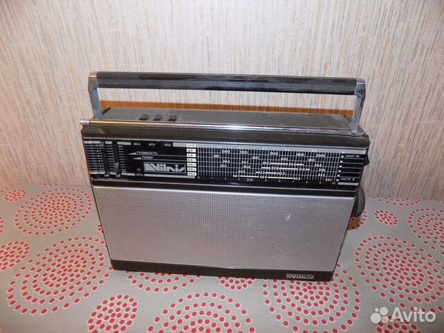 Радиоприемник vilnis vef-216 СССР 1990 год