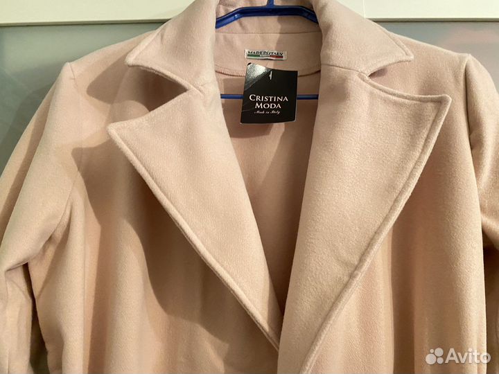 Новое Легкое Пальто р.46-48 Италия