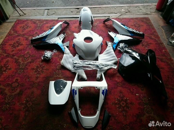 Пластик CBR 600 RR