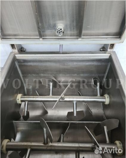 Фаршемешалка вакуумная ZJB-150