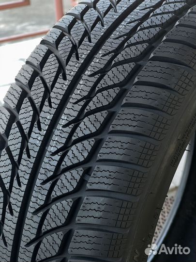 Westlake SW606 215/50 R17 95V