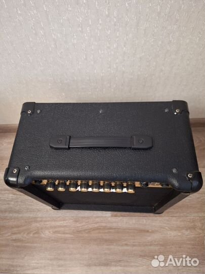 Комбоусилитель Marshall MG15