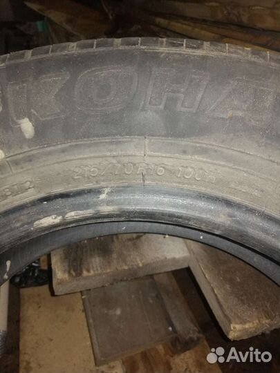 Yokohama 104ZR 215/70 R16