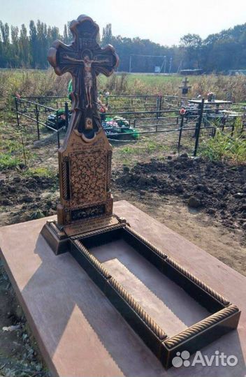 Крест на могилу