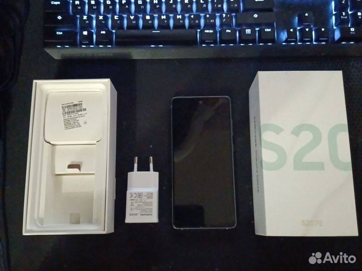 Samsung Galaxy S20 FE, 6/128 ГБ