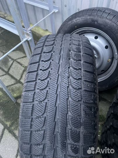 Maxtrek Trek M7 265/70 R16