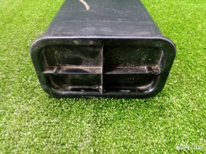 Абсорбер (фильтр угольный) Volvo Xc70