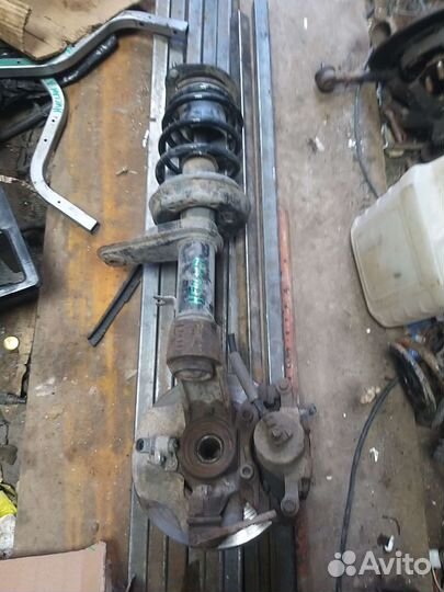 Стойка левая део нексия в сборе