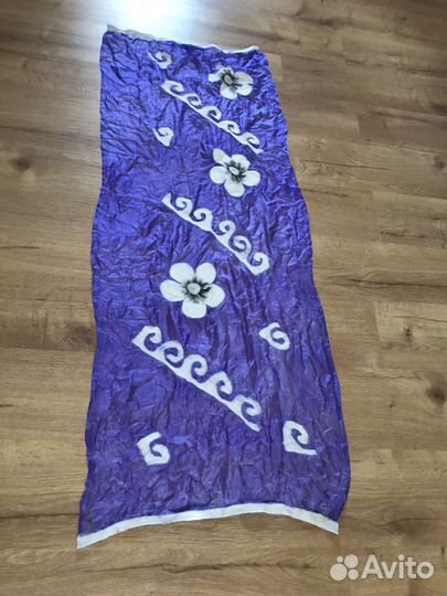 Шелковый шарф с войлоком