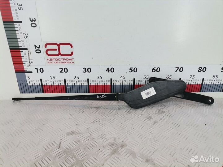 Щеткодержатель (поводок стеклоочистителя, дворник)