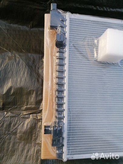 Радиатор охлаждения двигателя Skoda Octavia A7