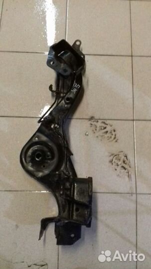 Рычаг продольный задний Ниссан Джук 1,6 4WD