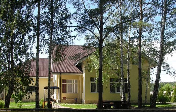 Коттедж 440 м² на участке 75 сот.