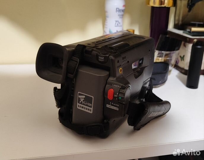 Видеокамера Samsung VP-L850