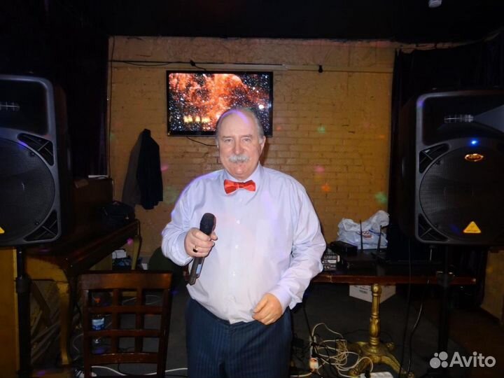 Баянист на праздник