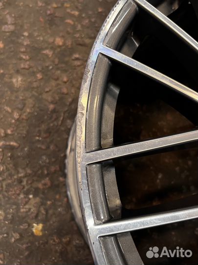 Диск Porsche Cayenne 3 R22