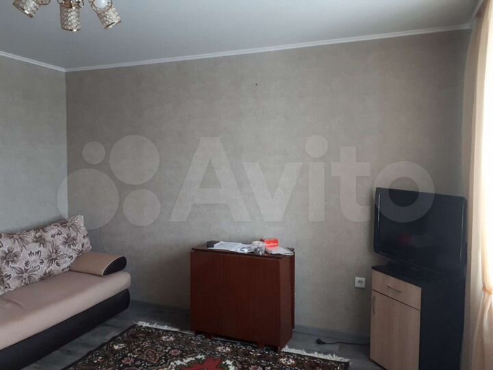 2-к. квартира, 56 м², 4/9 эт.