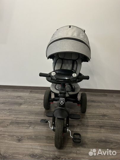 Трехколесный велосипед