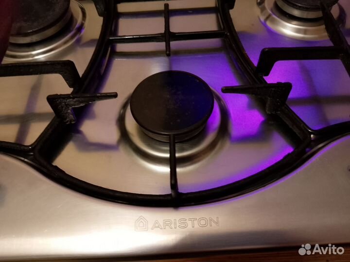 Газовая варочная панель 4 конфорки Ariston