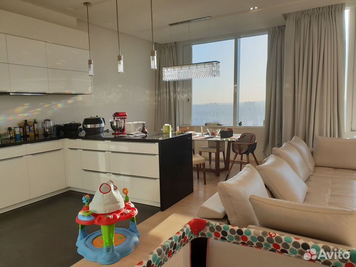 Карнизы для штор на пульте ду