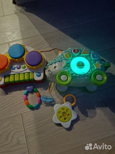 Музыкальные игрушки fisher price