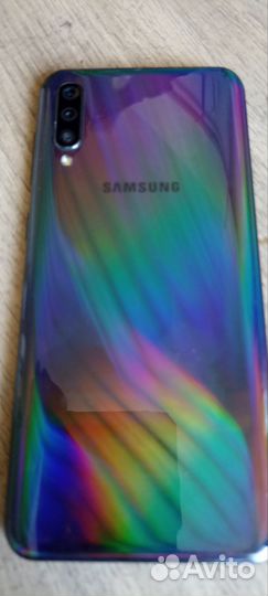 Samsung Galaxy A50, 6/128 ГБ