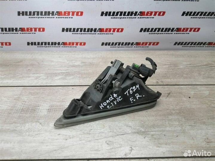 Фара противотуманная правая Honda Civic 8 хэтчбек