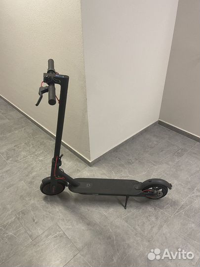 Электросамокат xiaomi m365 pro