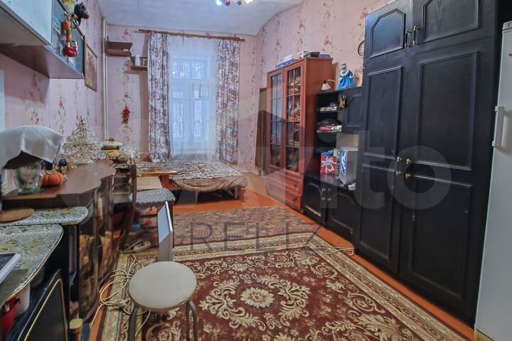 Комната 32 м² в 2-к., 3/5 эт.