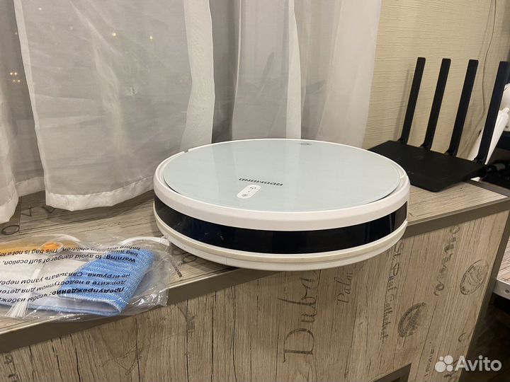 Робот пылесос redmond rv -r640s