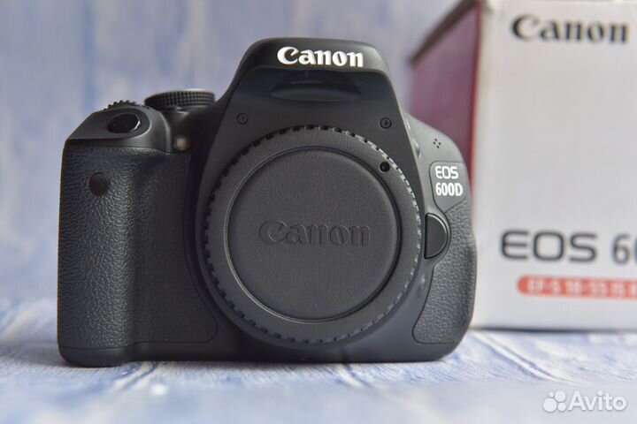 Canon 600D body 8тыс. кадров коробочный