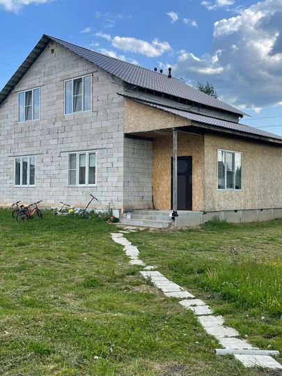 Дом 130 м² на участке 5 сот.