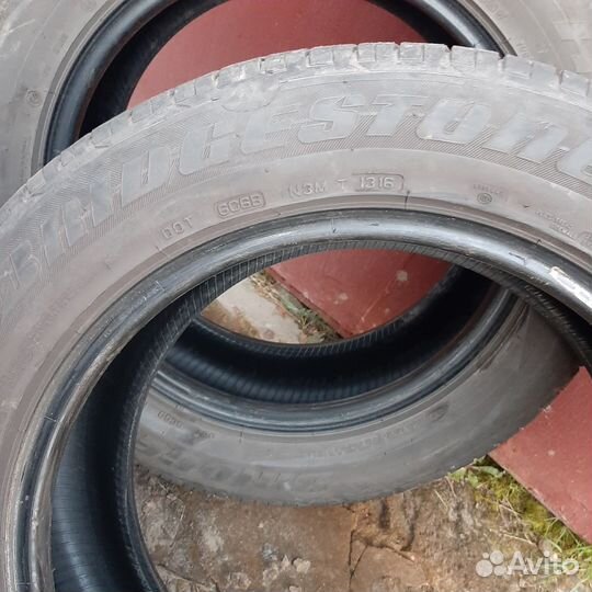 Bridgestone 613V 235/55 R17 99N