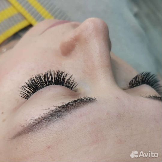 Наращивание Александровка ресниц