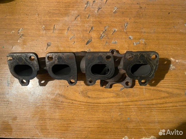 Выпускной коллектор Peugeot 408 T73 1.6 EP6DT 2012